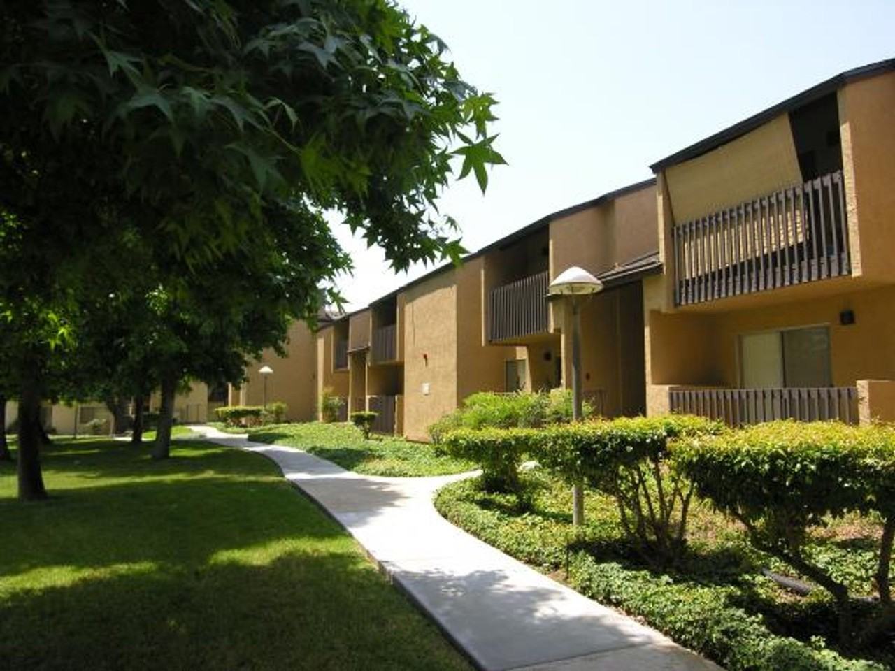 Hunter's Run Apartments - Photo 4 of 25