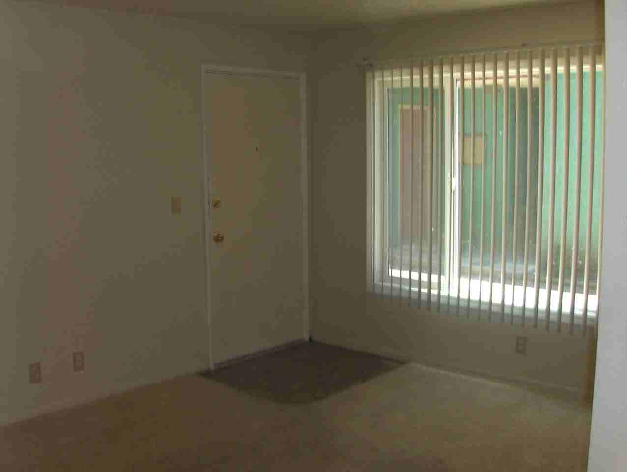 1893 Garden Ave #15 - Photo 2 of 4