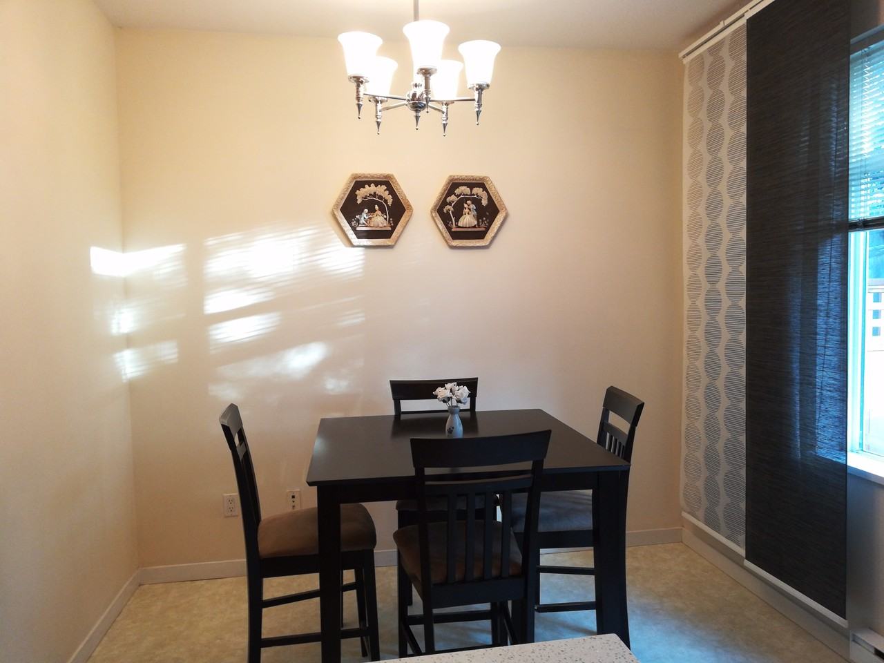 6528 Denbigh Avenue - Photo 4 of 10