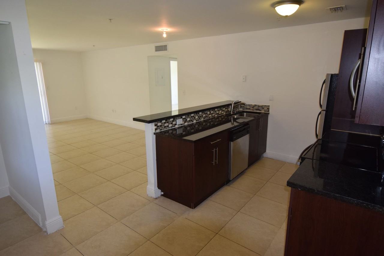 4147 Live Oak - Photo 2 of 50