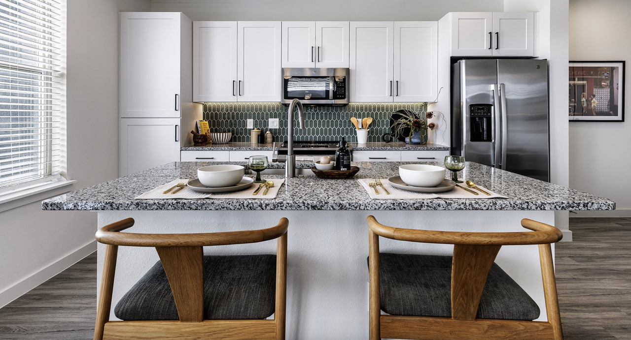 1701 Briarcliff Boulevard - Photo 4 of 14