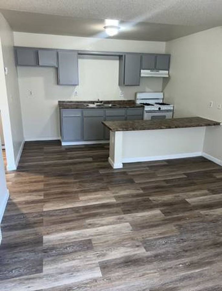 Casa Adelanto Apartment Homes - Photo 7 of 16