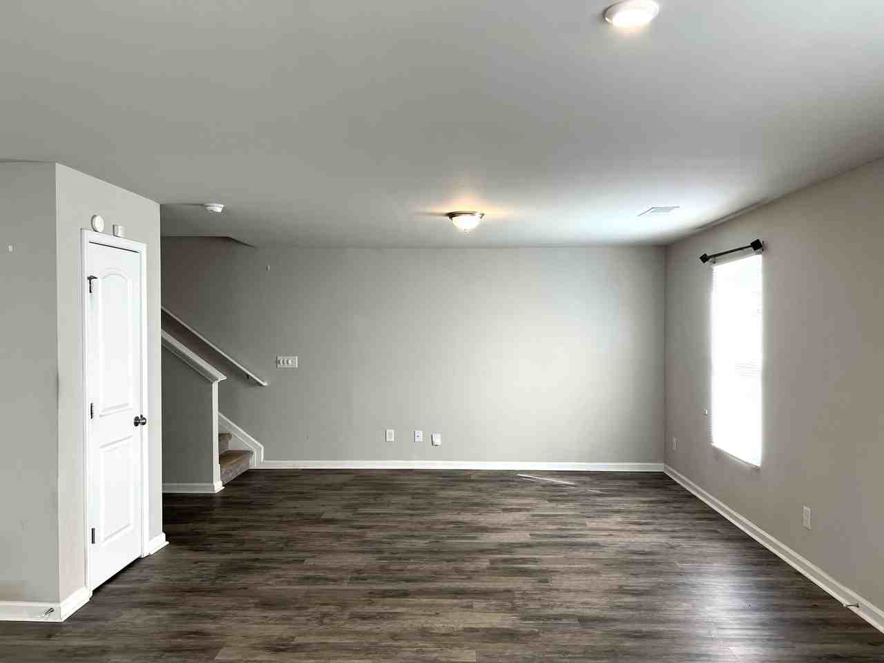107 Cold Creek Pkwy - Photo 3 of 27