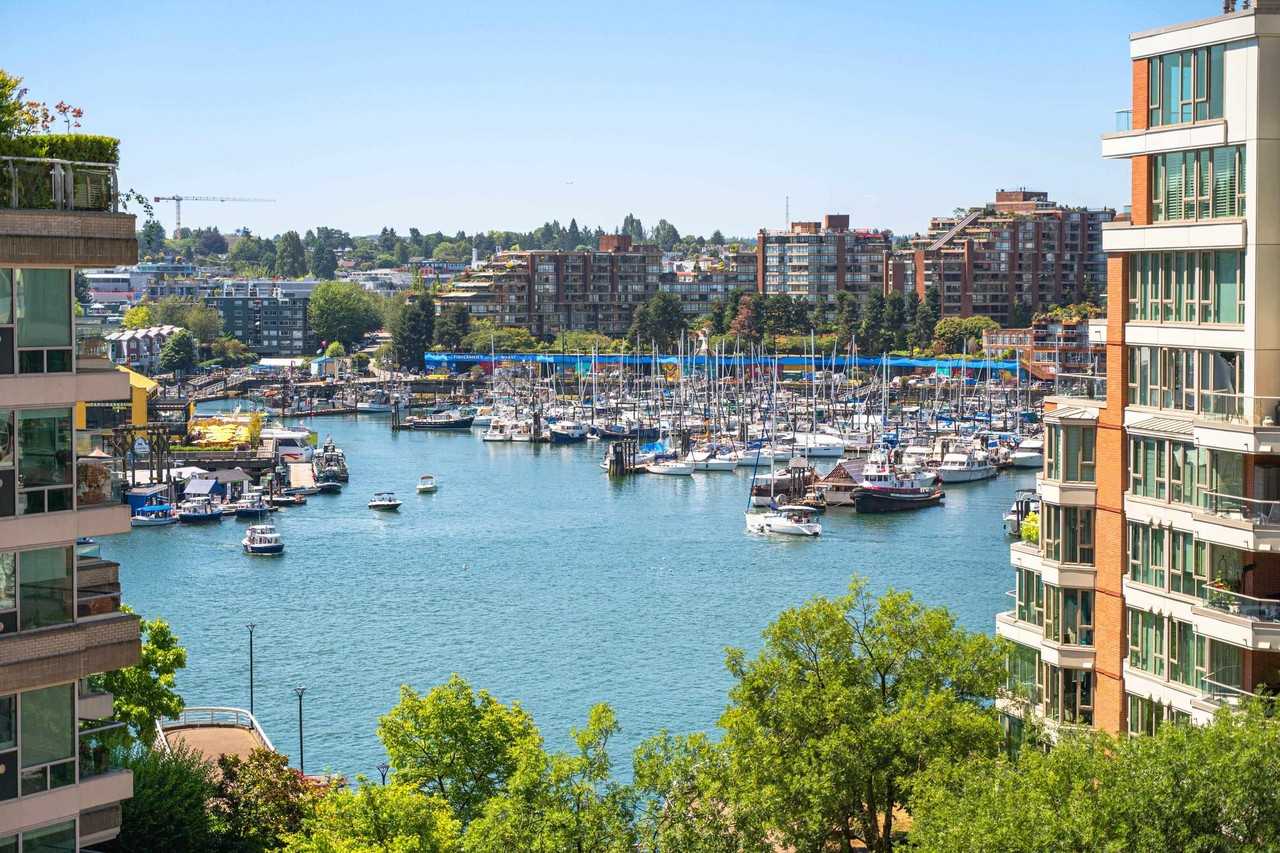 1500 Hornby Street #805 - Photo 4 of 42