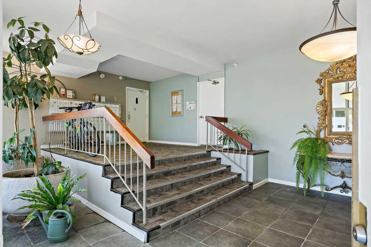 765 Rand Ave Apartments - Photo 6 of 36