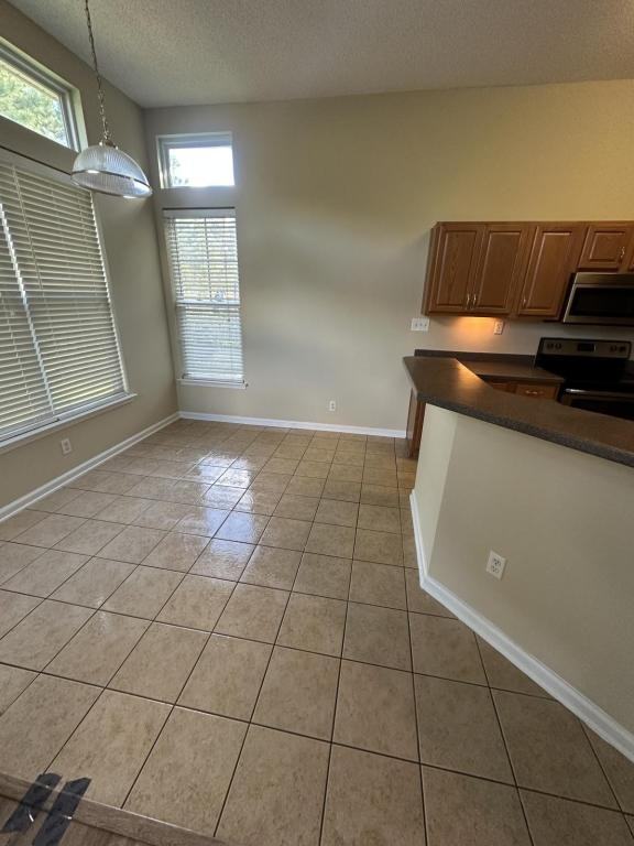 844 Pembridge Ct - Photo 3 of 14