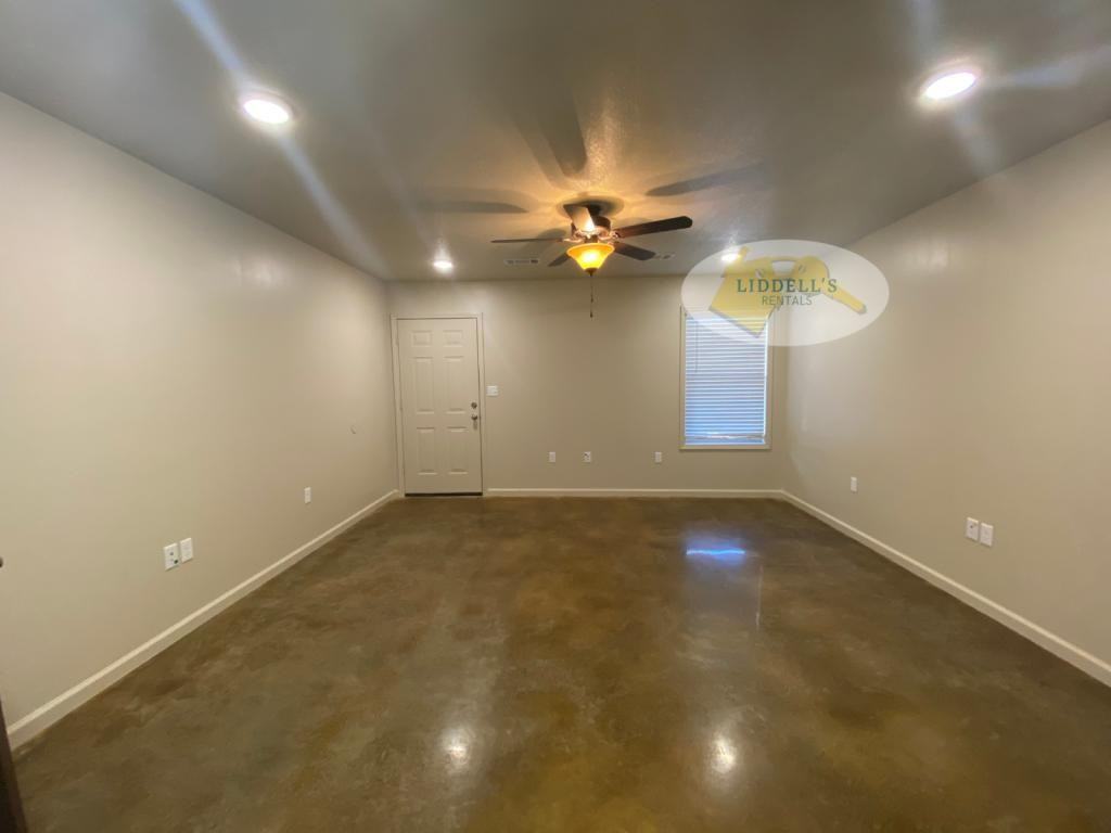 316 West Locust Street - Photo 2 of 13