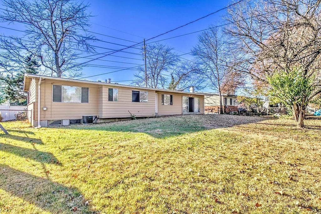 13630 New Halls Ferry Rd - Photo 7 of 8