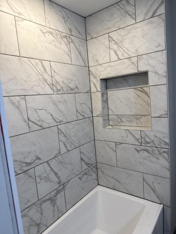 1308 Charles St - Photo 7 of 15