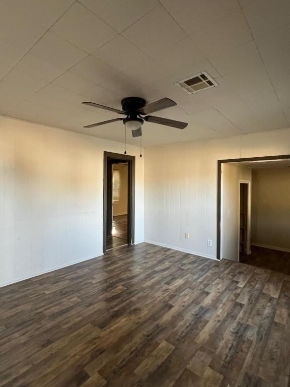 1702 Nw Kinyon Ave - Photo 3 of 13