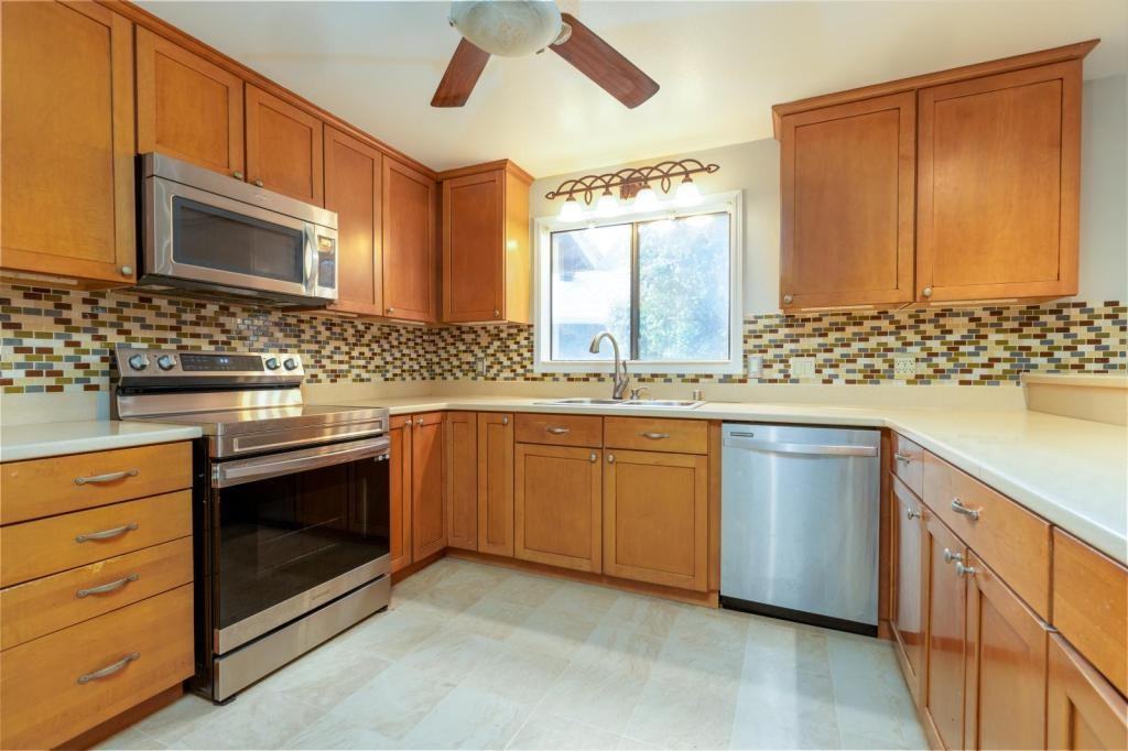 91-1048 Panapanapuhi St - Photo 5 of 33