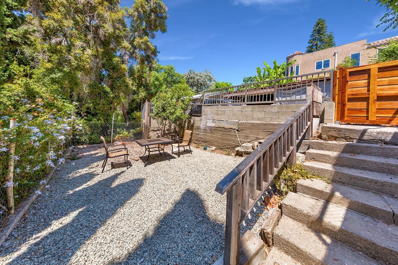 1329-1331 Quintero Street Los Angeles, CA 90026 - Photo 2 of 5