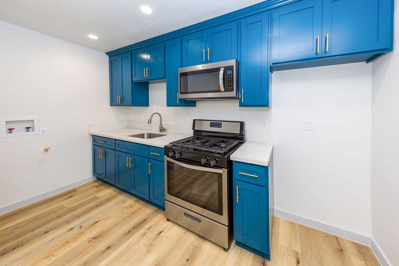 1329-1331 Quintero Street Los Angeles, CA 90026 - Photo 3 of 5