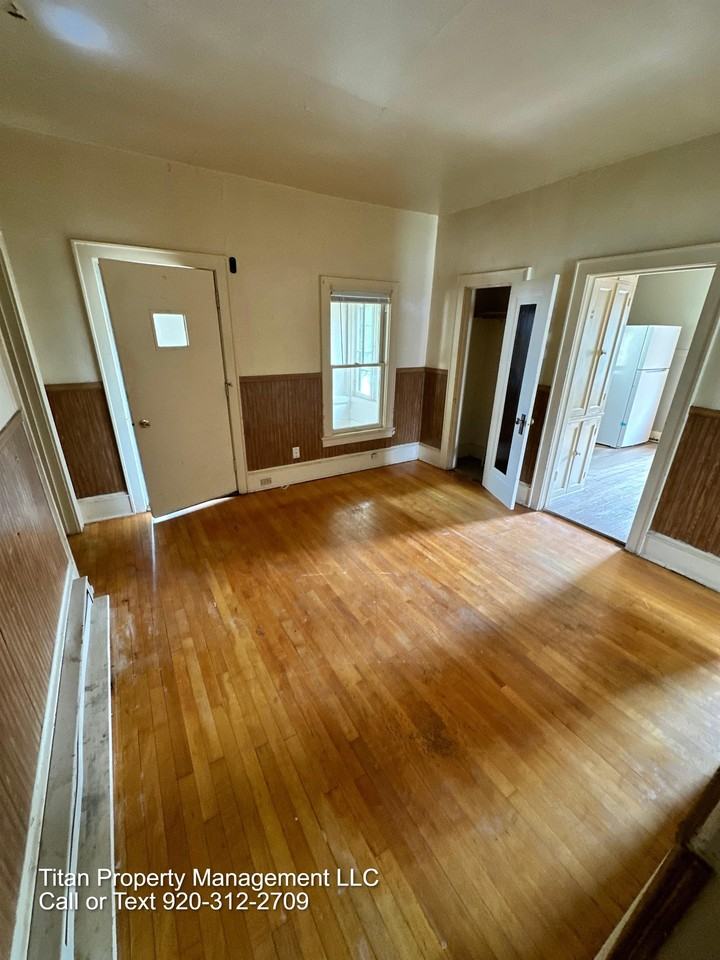 1217 High Ave #4 - Photo 2 of 6