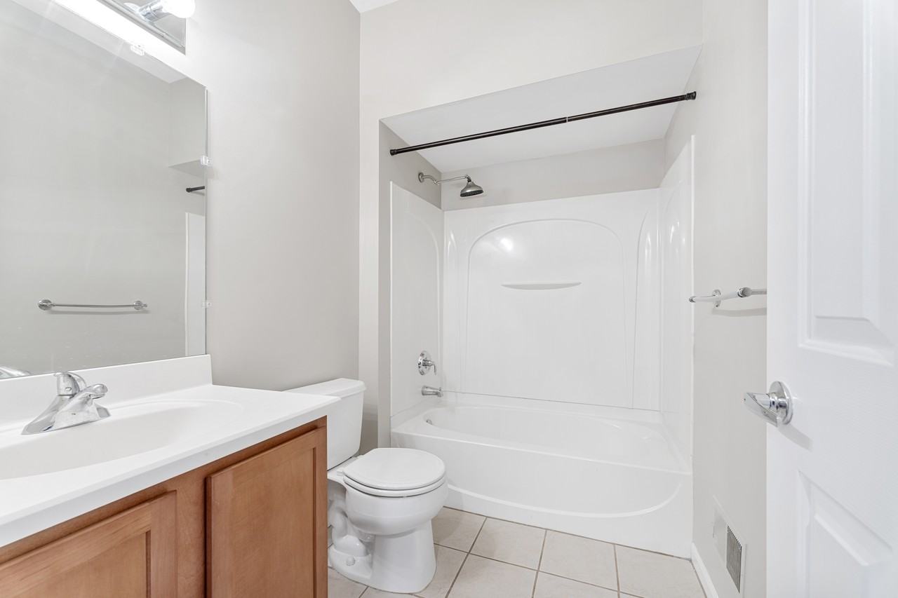 2885 2855, 2865, 2875,5Th St. #2885 - Photo 6 of 17