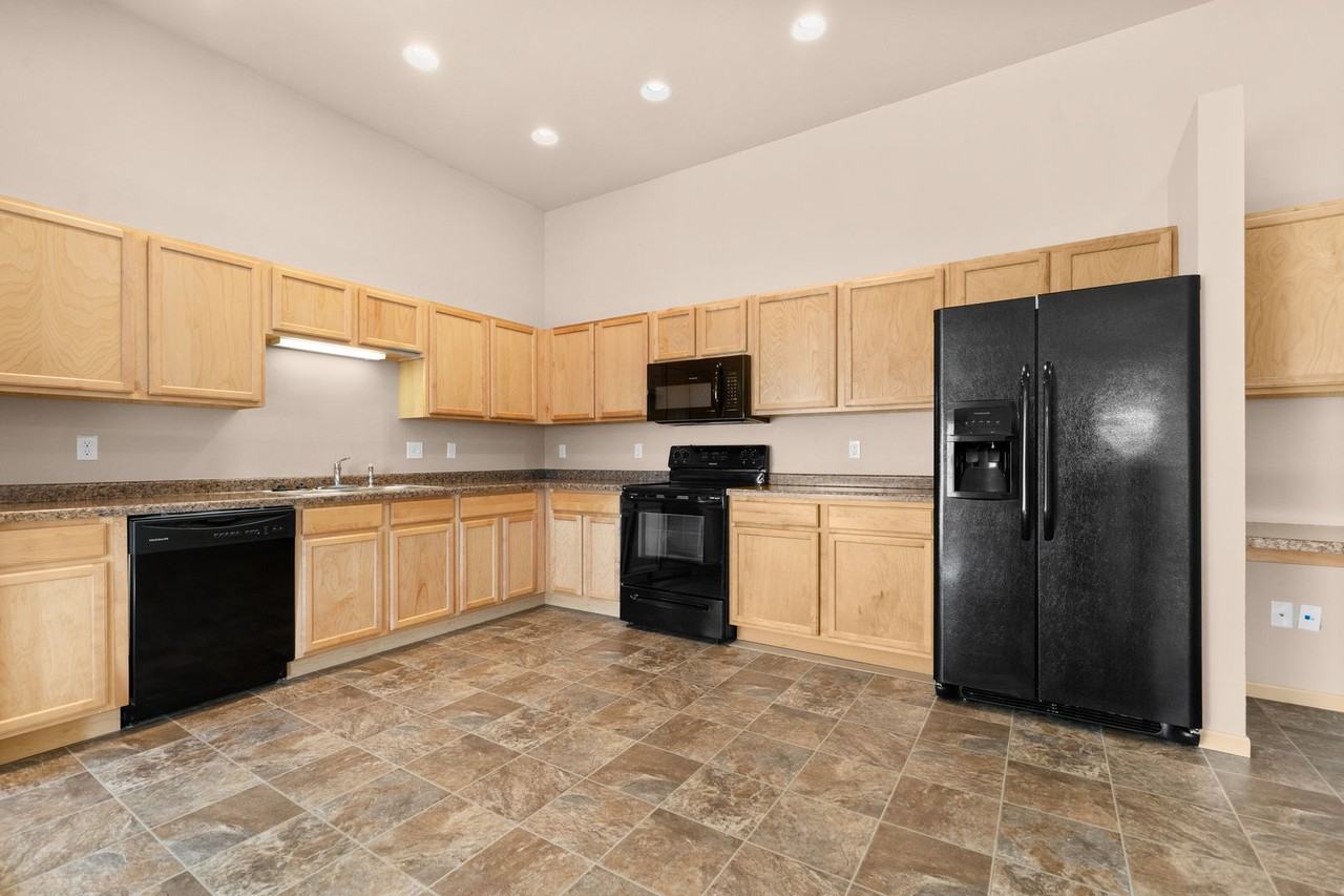 Stonebridge Villas - Photo 2 of 41