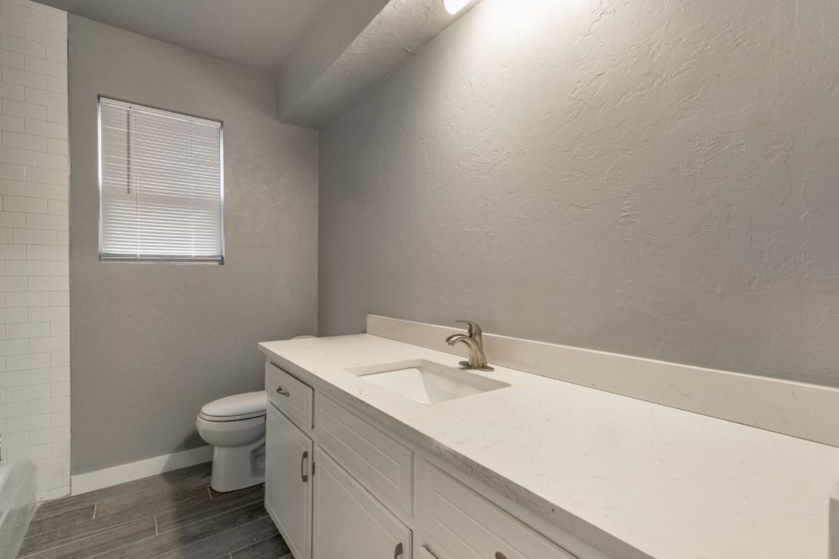 13817 N Everest Ave - Photo 4 of 13