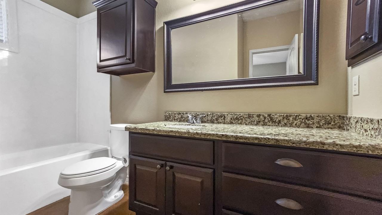 3310 Cullen Trl #1 - Photo 6 of 11