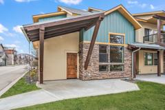 923 S Lone Willow Ave - Photo 1 of 1