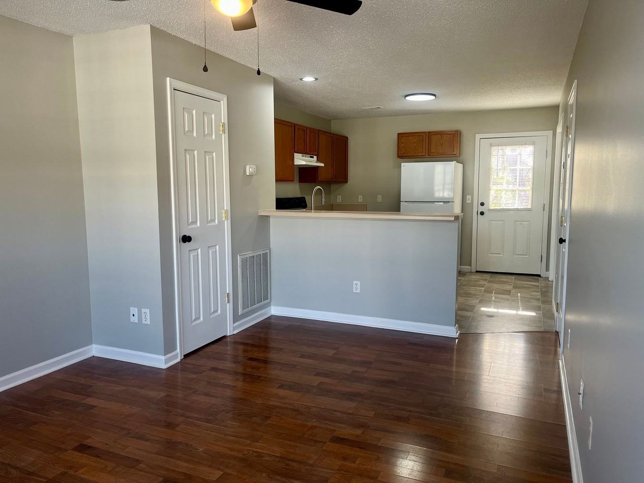 Laurel Brook Community - Photo 2 of 30