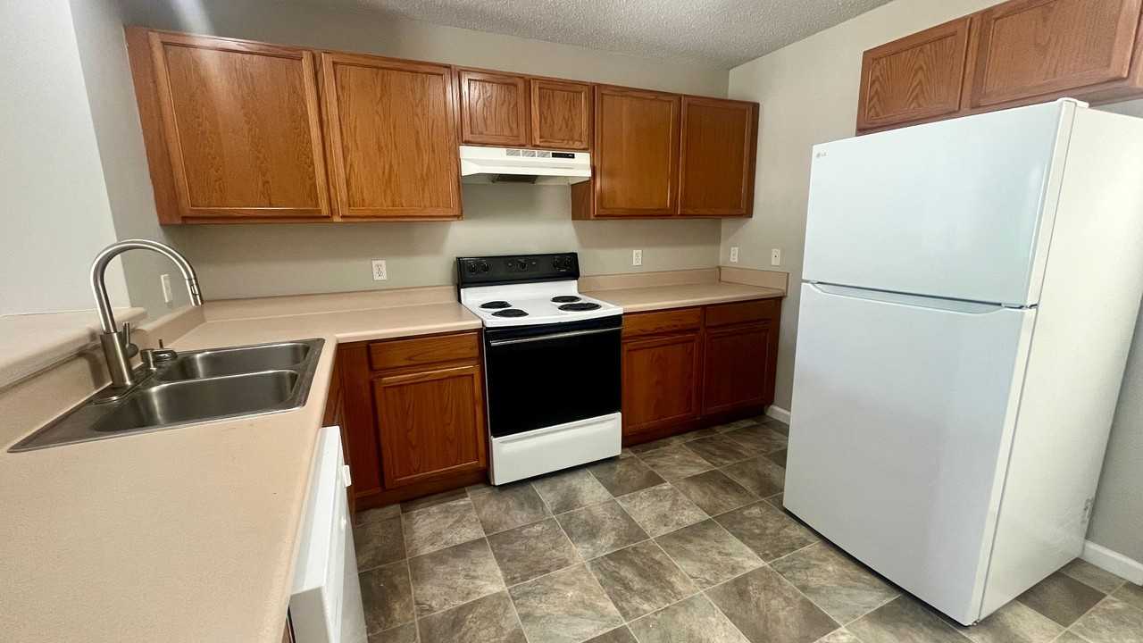 Laurel Brook Community - Photo 3 of 30