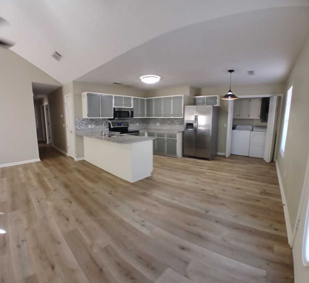 6 County Road 3077 - Photo 5 of 17