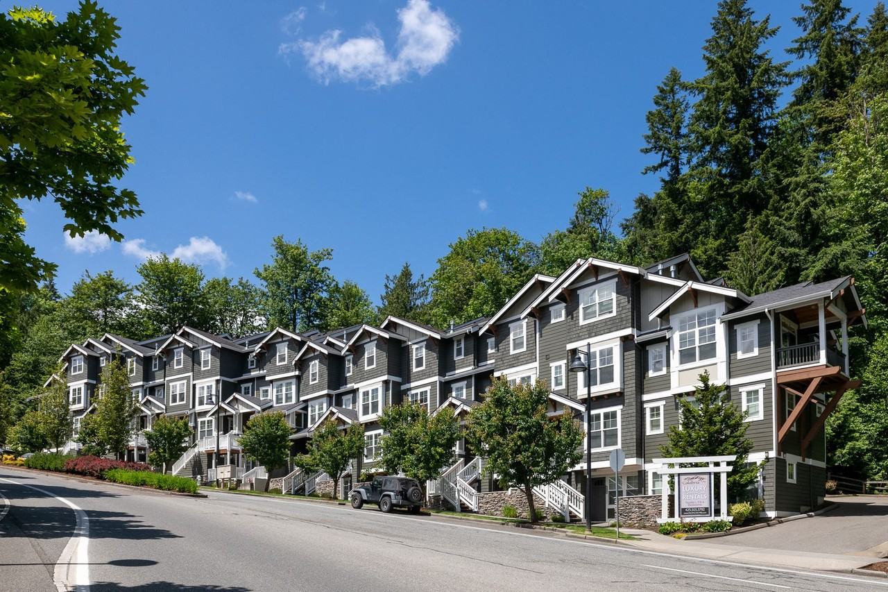 Calabria Apartments - Photo 4 of 22