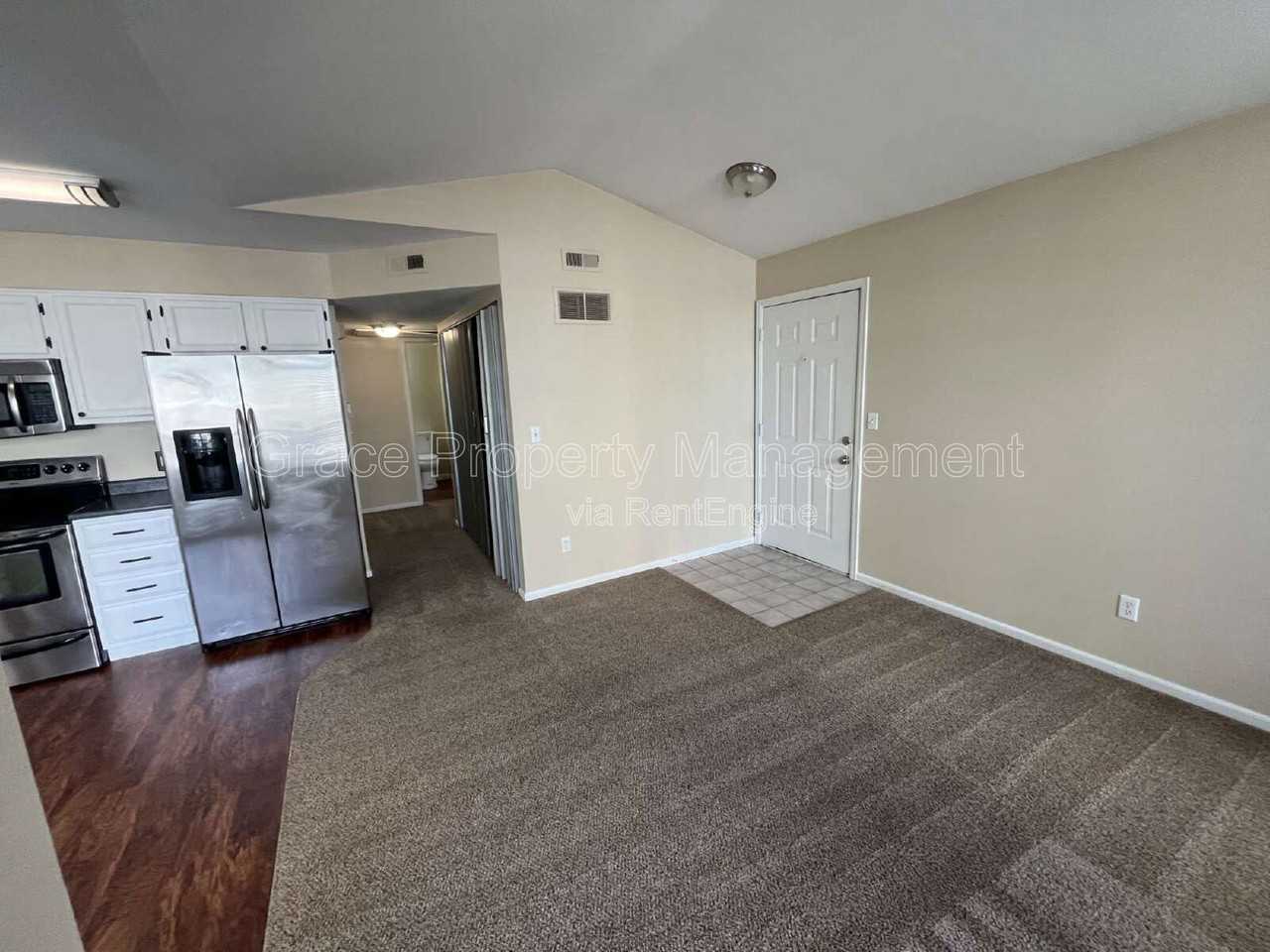 5708 W Asbury Pl #202 - Photo 6 of 17