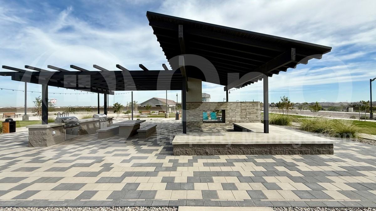 38184 West Santa Monica Avenue - Photo 2 of 45