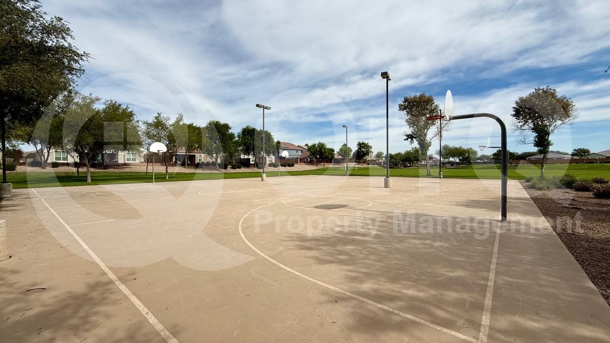 38184 West Santa Monica Avenue - Photo 5 of 45