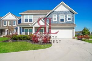 featured image of 992 Honeycomb Ln