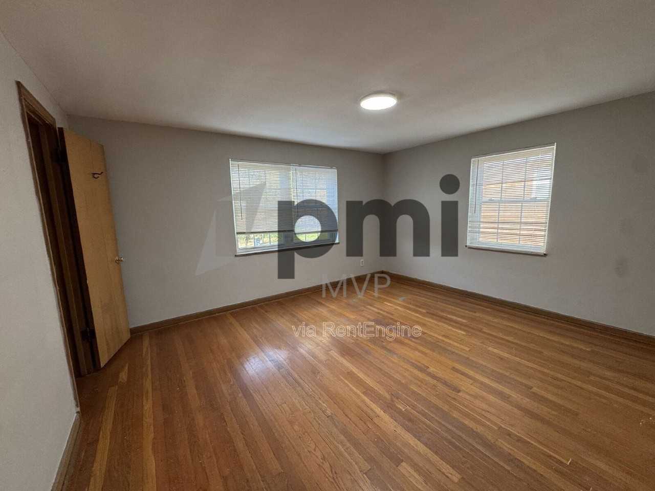 2135 Ridgeview Rd - Photo 5 of 13