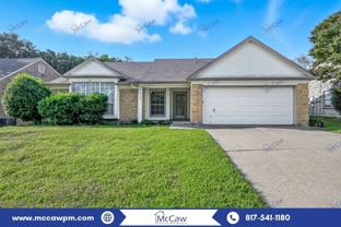 8202 Weatherly Dr - Photo 1 of 1