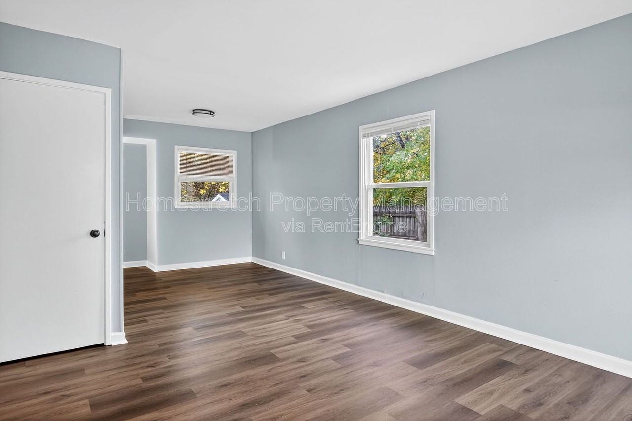 408 Crawford Rd - Photo 6 of 18