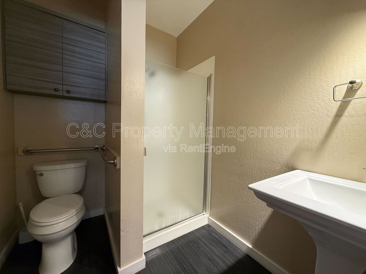 617 Water St #B - Photo 5 of 5