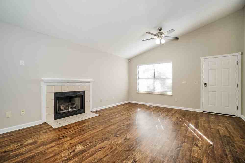 3428 Oak Bend Blvd - Photo 5 of 16