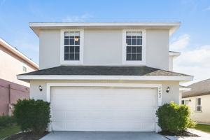 featured image of 2402 Ashecroft Dr