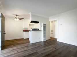 featured image of 1214 E Hellman St