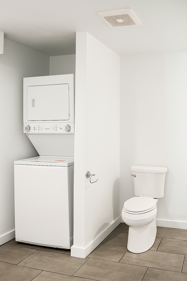 548 Main St #3 - Photo 5 of 21