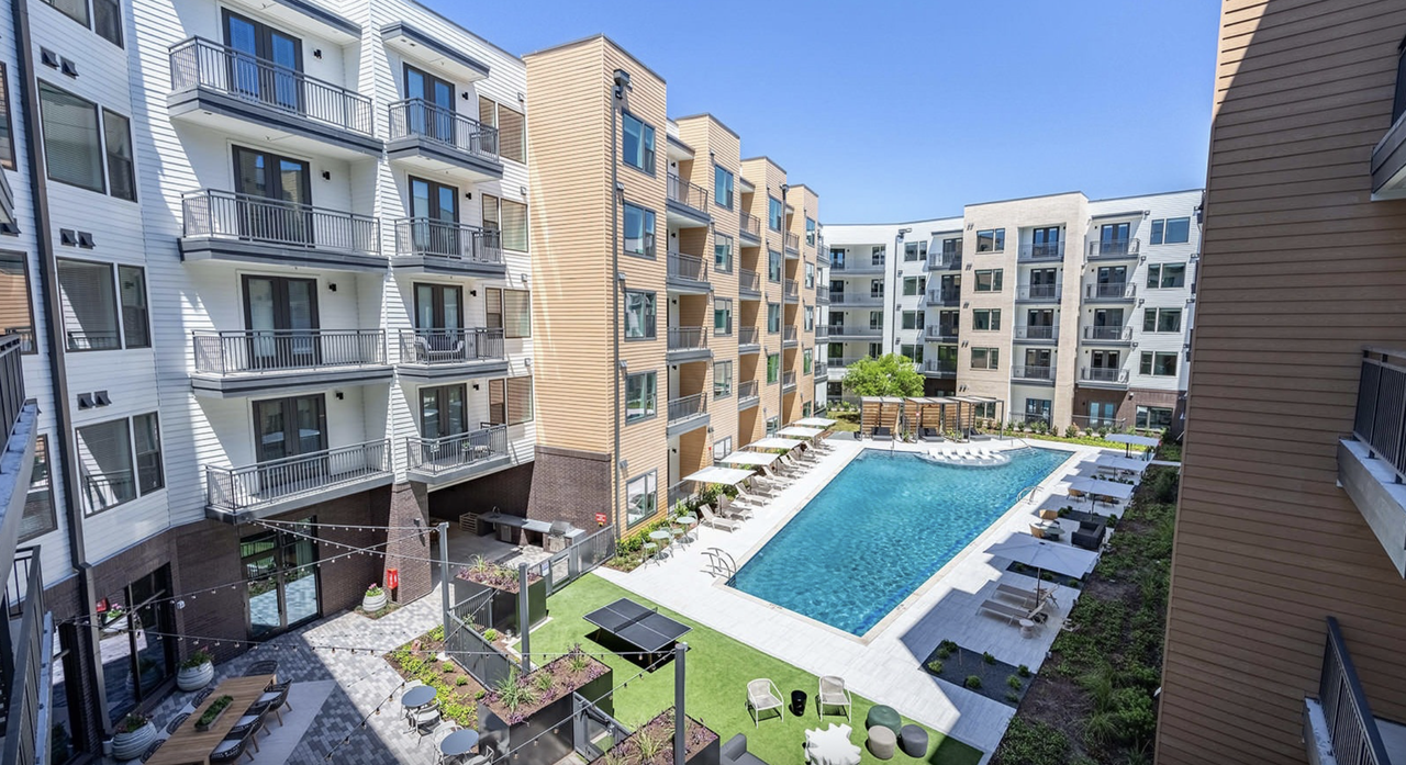 1812 Rutland Drive - Photo 6 of 15