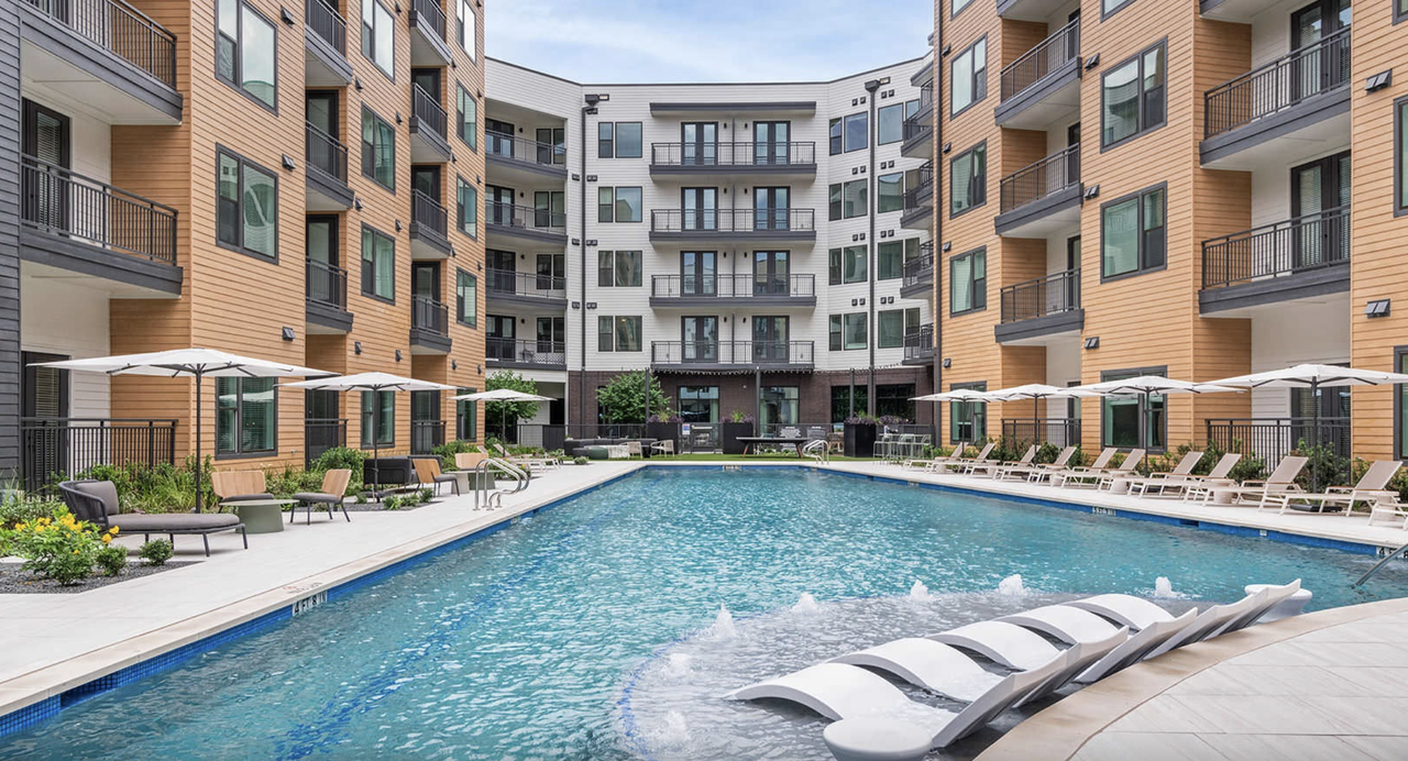 1812 Rutland Drive - Photo 7 of 15