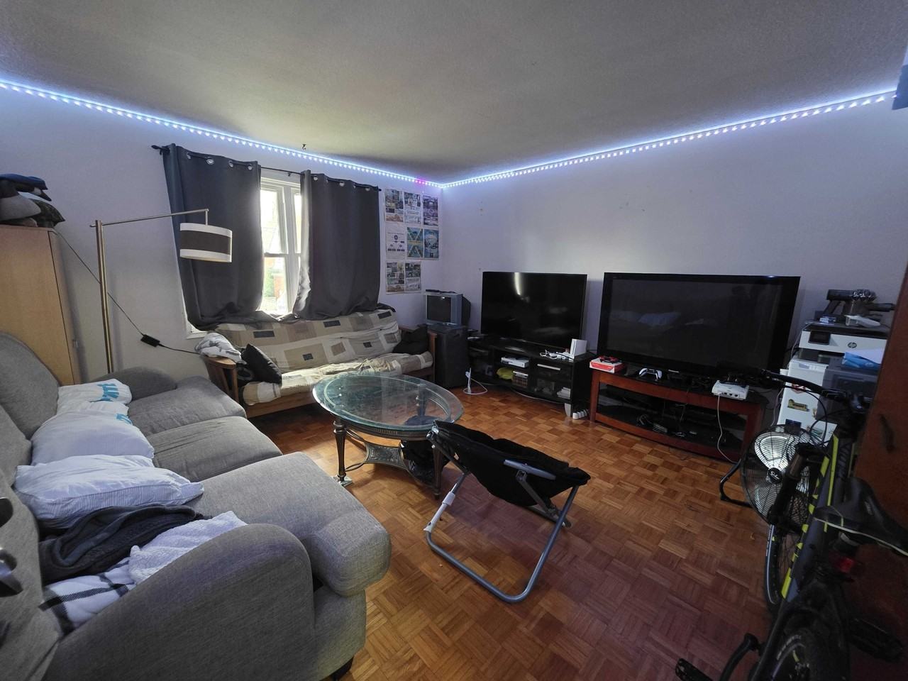 516 Brock St #3 - Photo 4 of 9