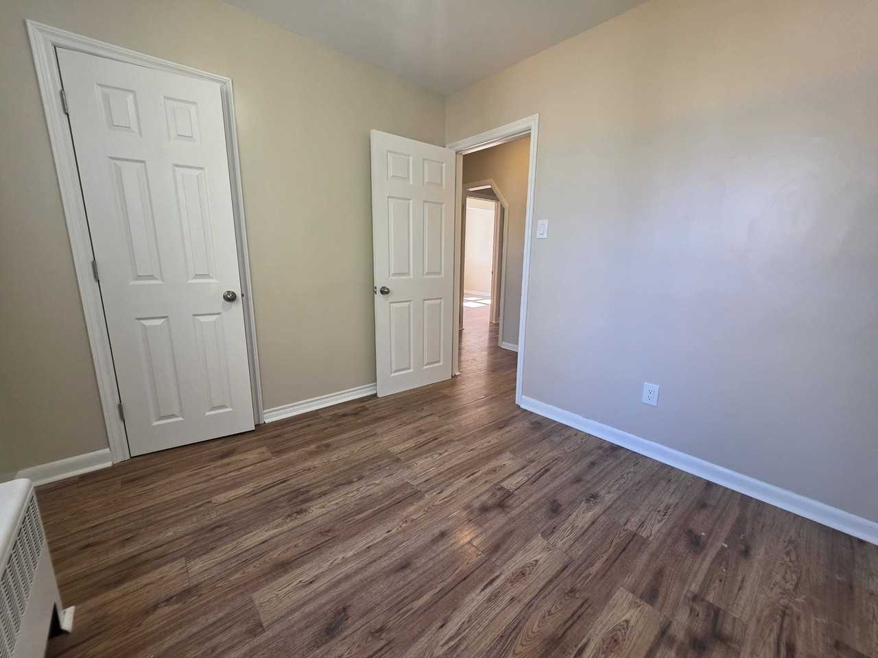 712 Victoria St #2 - Photo 7 of 13