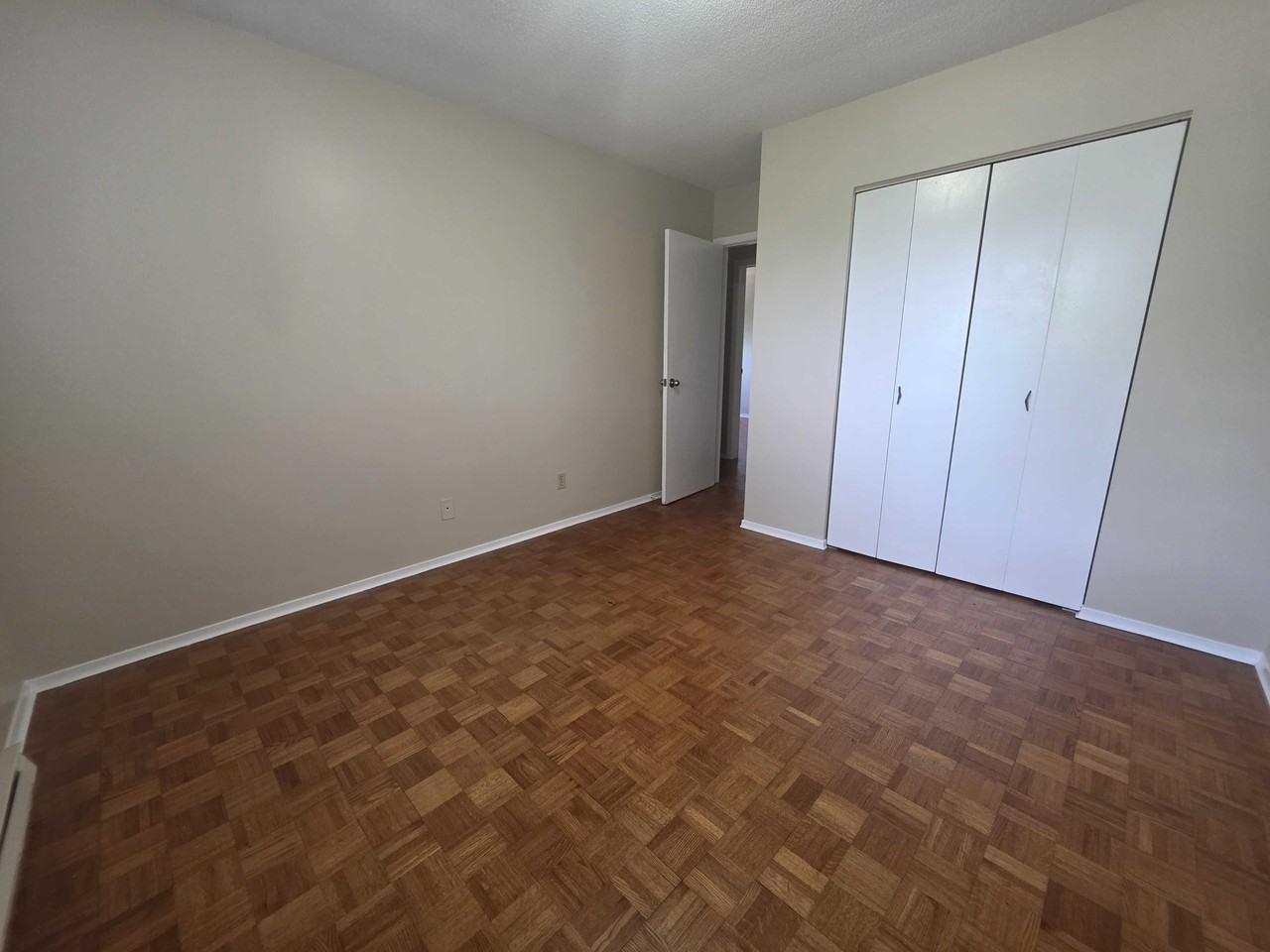 365 Weller Ave #3 - Photo 2 of 11