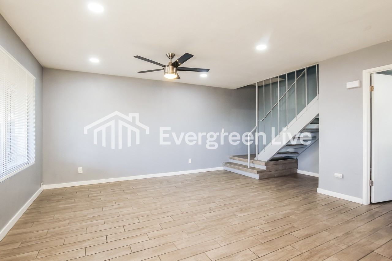 2133 W Turney Ave #71B - Photo 3 of 16