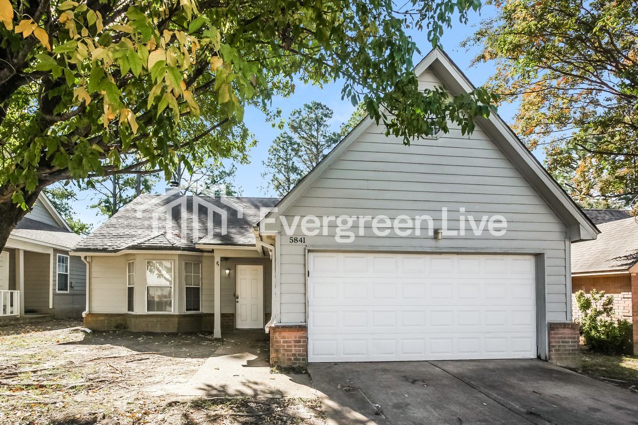 5841 Hickory Cmns - Photo 2 of 16