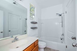 featured image of 2641 Gobar Ln