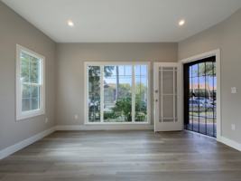 featured image of 906 Hoffman Ave