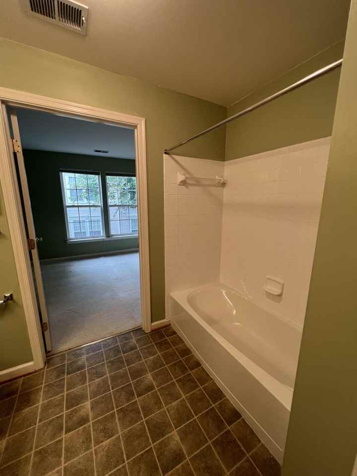 500 Marshall Ct #G - Photo 7 of 15