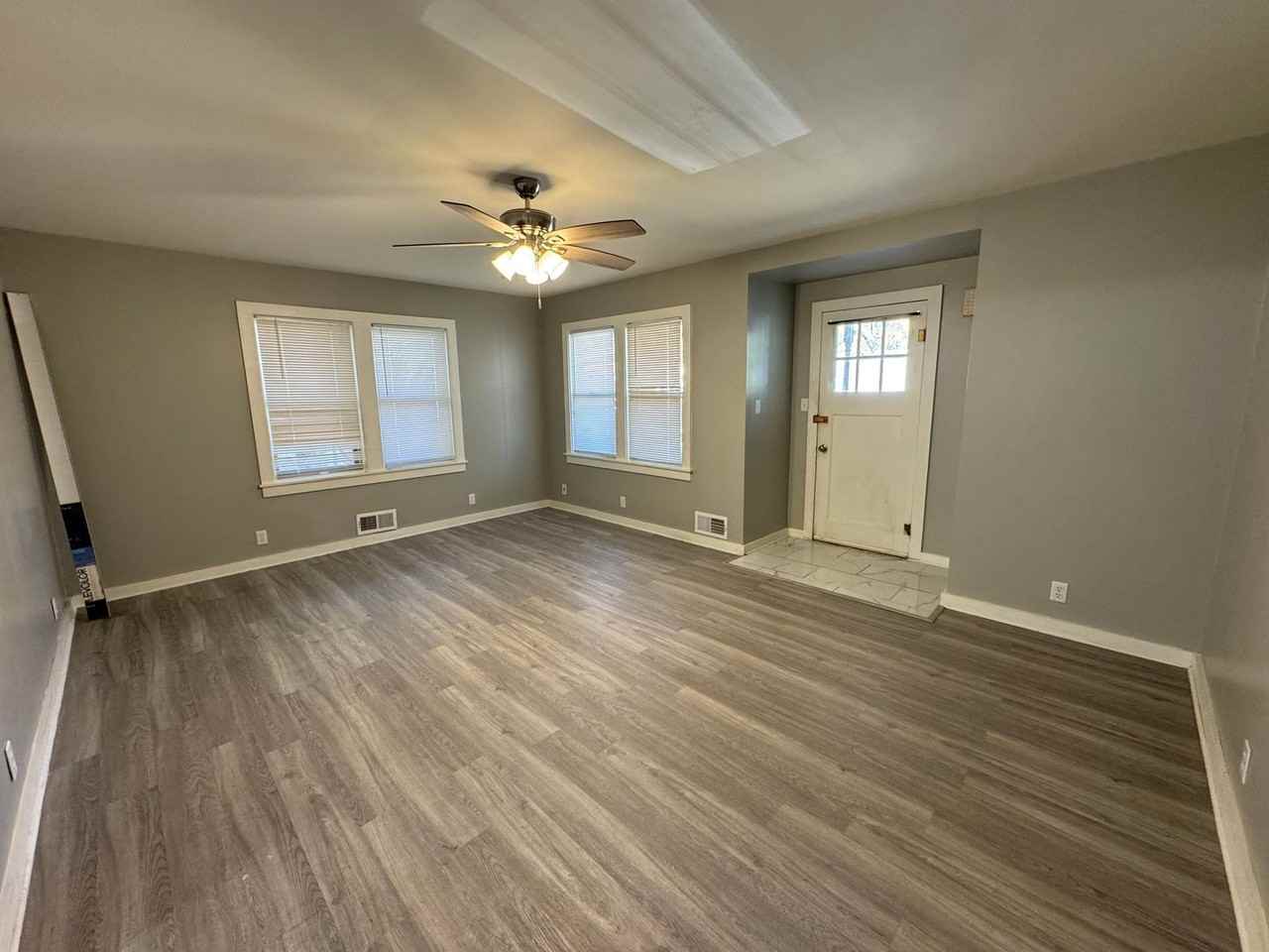 610 Grover Street - Photo 2 of 14